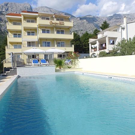 Dorijini Dvori Bed & Breakfast Baska Voda Exterior photo