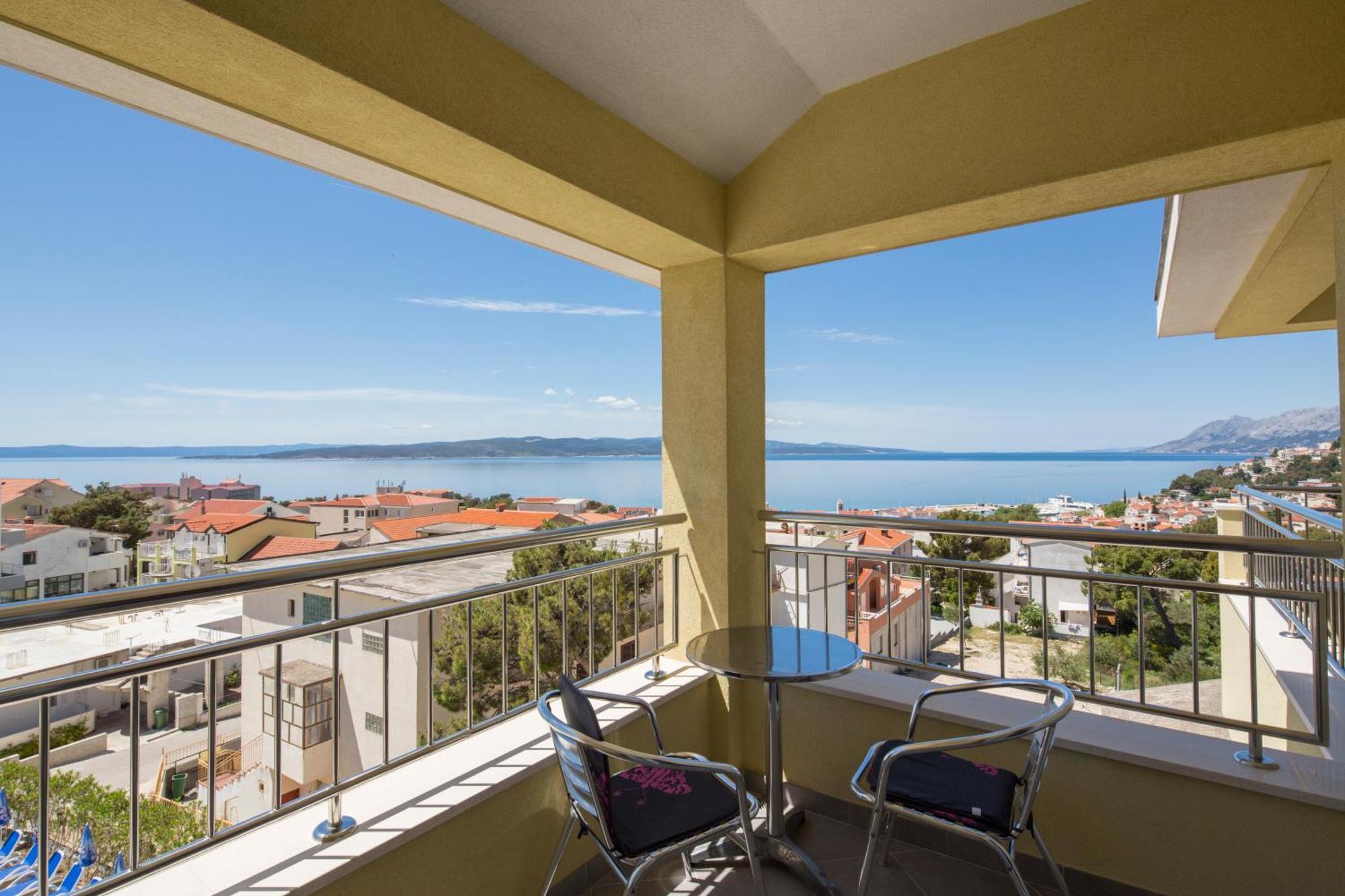 Dorijini Dvori Bed & Breakfast Baska Voda Room photo