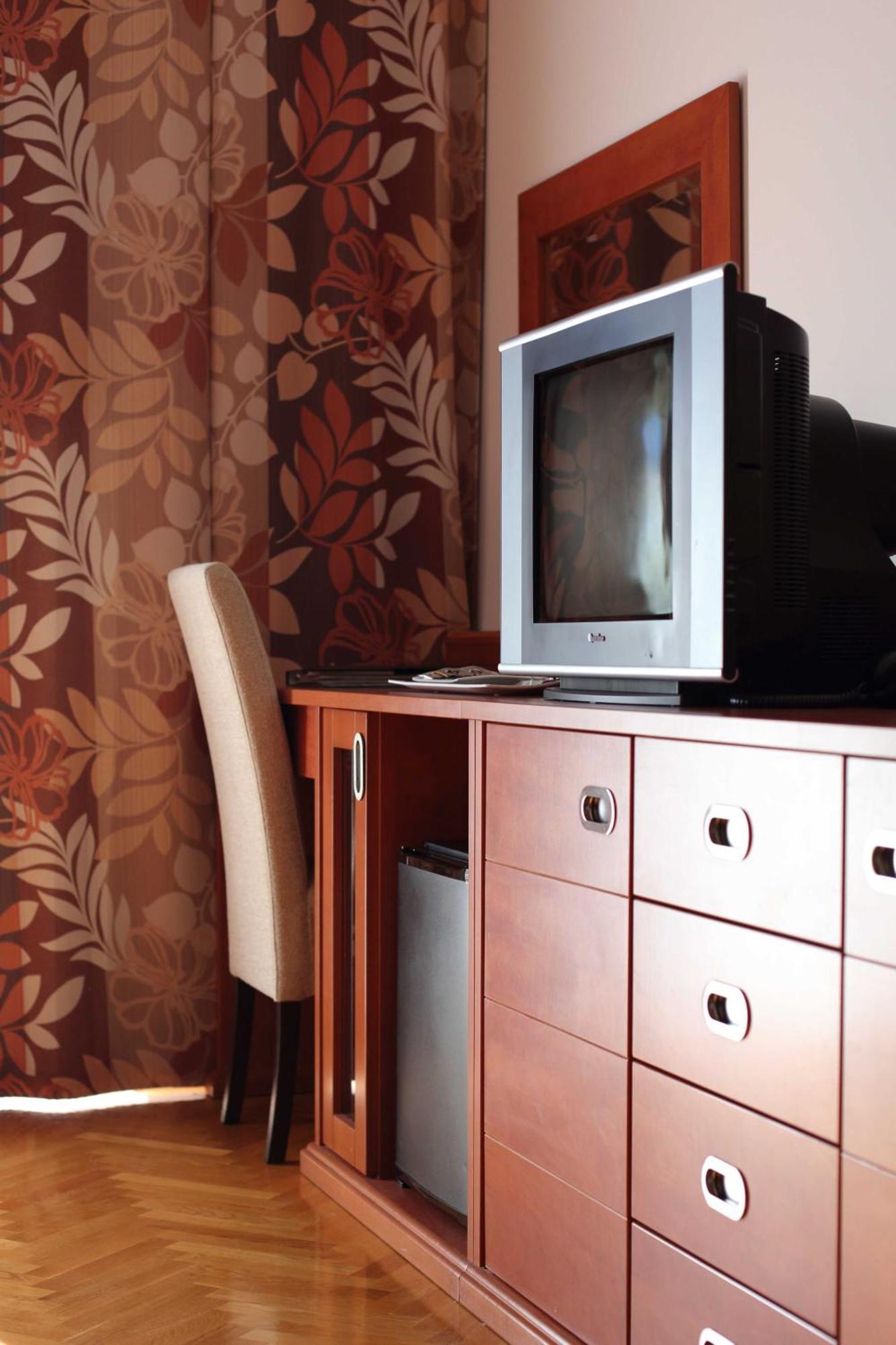 Dorijini Dvori Bed & Breakfast Baska Voda Room photo