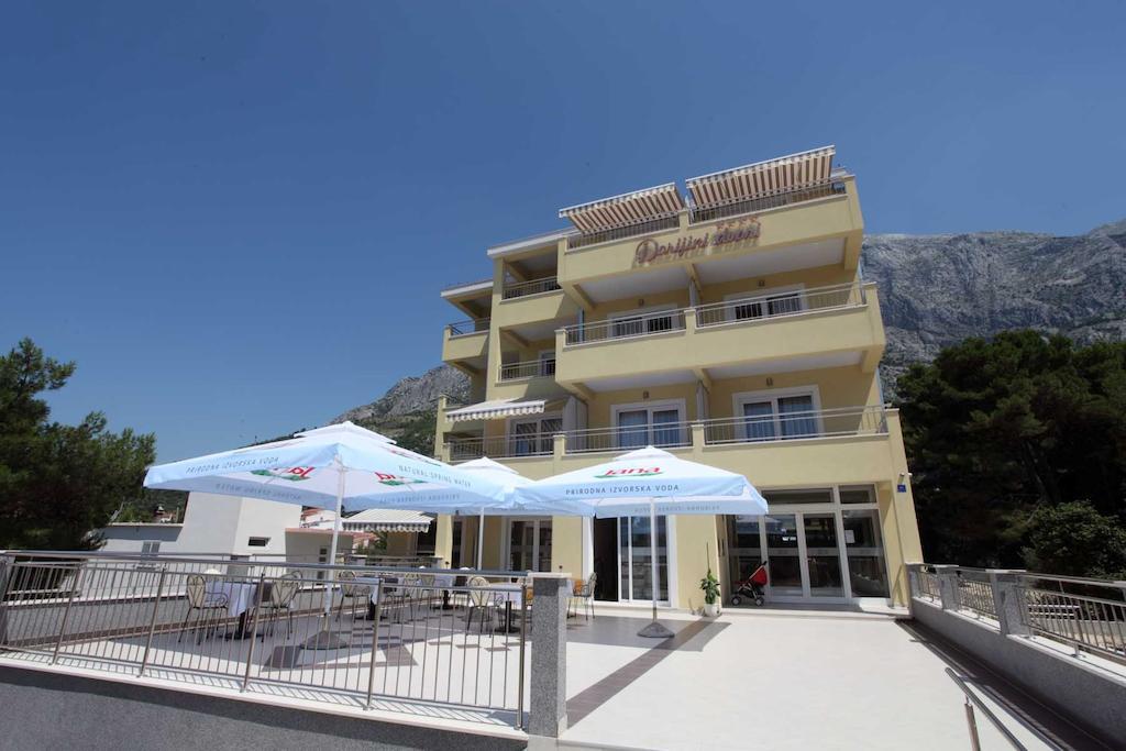 Dorijini Dvori Bed & Breakfast Baska Voda Exterior photo
